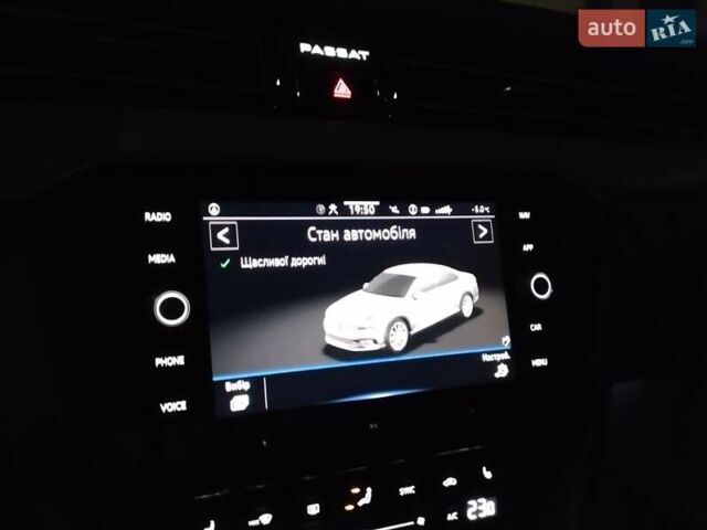 Фольксваген Пассат 2021 у Черкасах на Automoto.ua Чорний Фольксваген Пассат, об'ємом двигуна 2 л та пробігом 67 тис. км за 28500 $, фото 20 на Automoto.ua