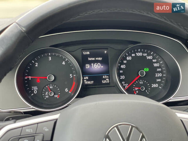 Чорний Фольксваген Пассат, об'ємом двигуна 2 л та пробігом 193 тис. км за 23500 $, фото 151 на Automoto.ua