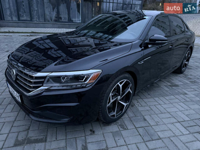 Черный Фольксваген Пассат, объемом двигателя 2 л и пробегом 52 тыс. км за 21499 $, фото 19 на Automoto.ua