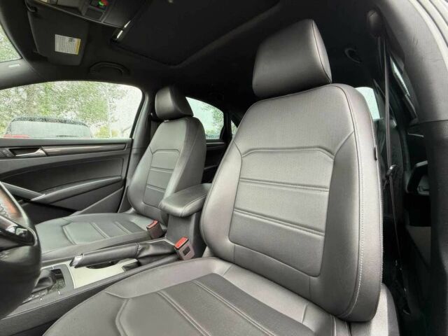 Черный Фольксваген Пассат, объемом двигателя 2 л и пробегом 22 тыс. км за 14200 $, фото 8 на Automoto.ua