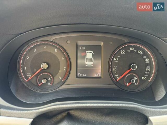 Чорний Фольксваген Пассат, об'ємом двигуна 2 л та пробігом 38 тис. км за 19800 $, фото 7 на Automoto.ua