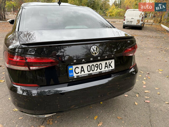Черный Фольксваген Пассат, объемом двигателя 2 л и пробегом 52 тыс. км за 21499 $, фото 4 на Automoto.ua