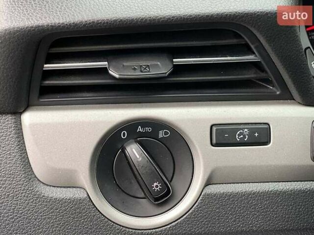 Черный Фольксваген Пассат, объемом двигателя 1.98 л и пробегом 29 тыс. км за 18900 $, фото 11 на Automoto.ua