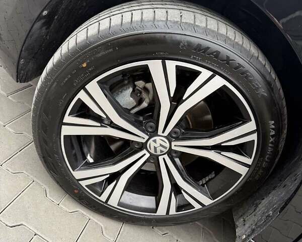 Чорний Фольксваген Пассат, об'ємом двигуна 1.98 л та пробігом 94 тис. км за 19000 $, фото 17 на Automoto.ua