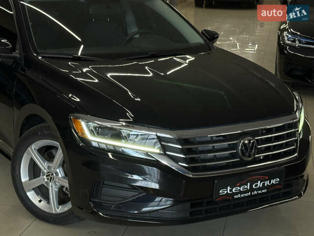 Фольксваген Пассат 2021 в Николаеве на Automoto.ua Черный Фольксваген Пассат, объемом двигателя 1.98 л и пробегом 35 тыс. км за 18599 $, фото 1 на Automoto.ua