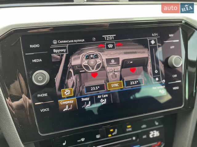 Чорний Фольксваген Пассат, об'ємом двигуна 2 л та пробігом 193 тис. км за 23500 $, фото 130 на Automoto.ua