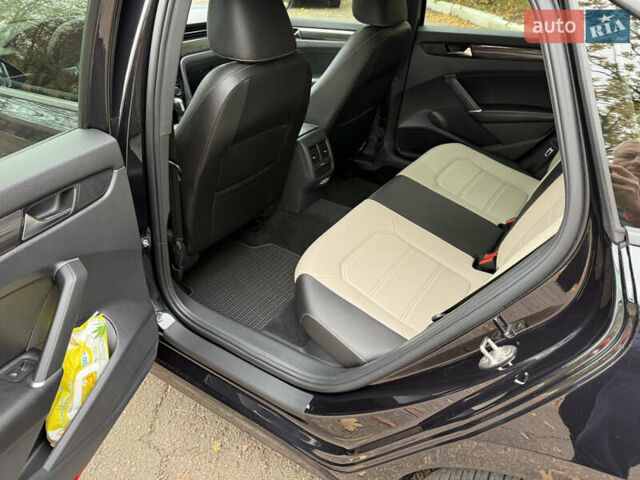 Черный Фольксваген Пассат, объемом двигателя 2 л и пробегом 52 тыс. км за 21499 $, фото 9 на Automoto.ua