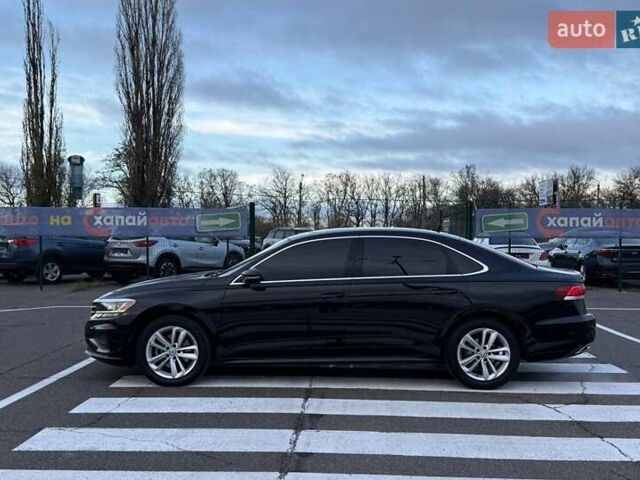 Черный Фольксваген Пассат, объемом двигателя 1.98 л и пробегом 114 тыс. км за 19999 $, фото 4 на Automoto.ua