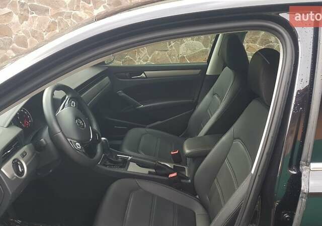 Чорний Фольксваген Пассат, об'ємом двигуна 2 л та пробігом 76 тис. км за 19499 $, фото 21 на Automoto.ua