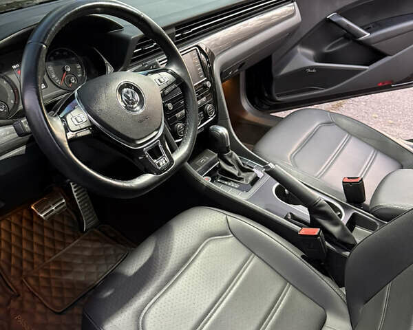 Фольксваген Пассат 2021 в Кривом Роге на Automoto.ua Черный Фольксваген Пассат, объемом двигателя 1.98 л и пробегом 60 тыс. км за 20500 $, фото 11 на Automoto.ua