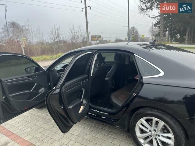 Черный Фольксваген Пассат, объемом двигателя 2 л и пробегом 99 тыс. км за 20100 $, фото 12 на Automoto.ua