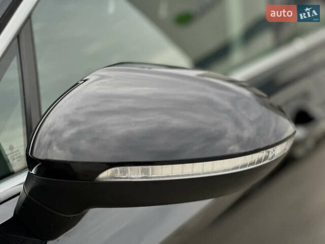 Черный Фольксваген Пассат, объемом двигателя 2 л и пробегом 199 тыс. км за 23990 $, фото 17 на Automoto.ua