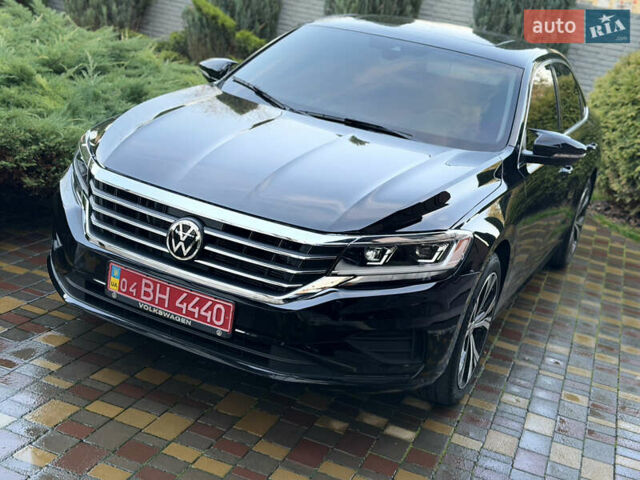 Черный Фольксваген Пассат, объемом двигателя 2 л и пробегом 39 тыс. км за 17499 $, фото 1 на Automoto.ua