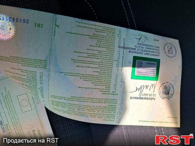 Чорний Фольксваген Пассат, об'ємом двигуна 2 л та пробігом 208 тис. км за 26500 $, фото 4 на Automoto.ua