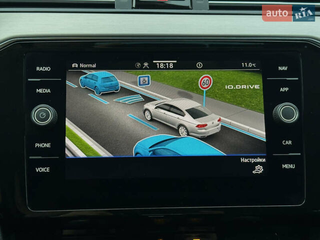 Черный Фольксваген Пассат, объемом двигателя 2 л и пробегом 199 тыс. км за 23990 $, фото 70 на Automoto.ua