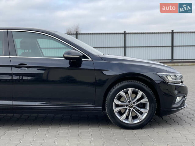 Чорний Фольксваген Пассат, об'ємом двигуна 2 л та пробігом 193 тис. км за 23500 $, фото 52 на Automoto.ua