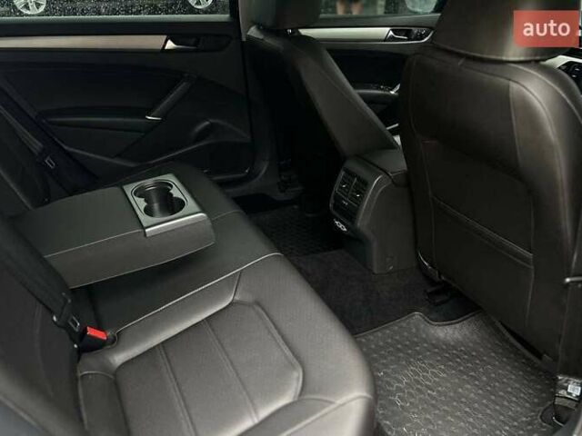 Черный Фольксваген Пассат, объемом двигателя 1.98 л и пробегом 29 тыс. км за 18900 $, фото 17 на Automoto.ua