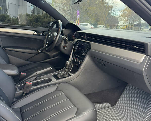 Чорний Фольксваген Пассат, об'ємом двигуна 1.98 л та пробігом 116 тис. км за 19500 $, фото 23 на Automoto.ua