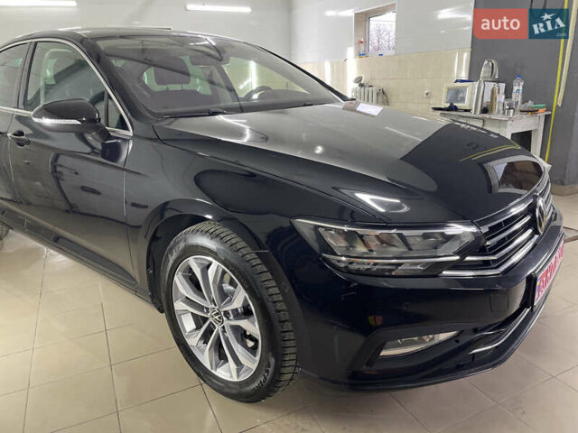Чорний Фольксваген Пассат, об'ємом двигуна 2 л та пробігом 193 тис. км за 23500 $, фото 165 на Automoto.ua