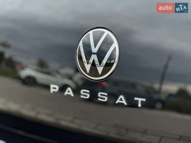 Черный Фольксваген Пассат, объемом двигателя 2 л и пробегом 199 тыс. км за 23990 $, фото 24 на Automoto.ua