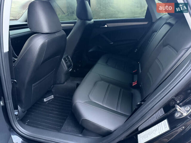 Черный Фольксваген Пассат, объемом двигателя 2 л и пробегом 39 тыс. км за 17499 $, фото 20 на Automoto.ua