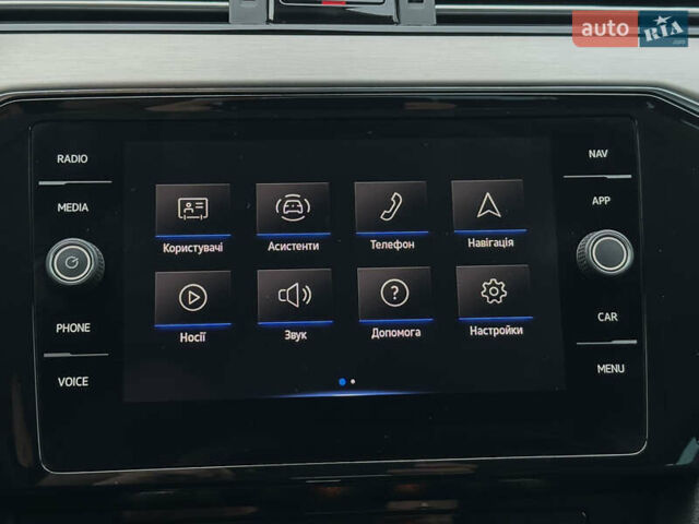 Черный Фольксваген Пассат, объемом двигателя 2 л и пробегом 199 тыс. км за 23990 $, фото 67 на Automoto.ua