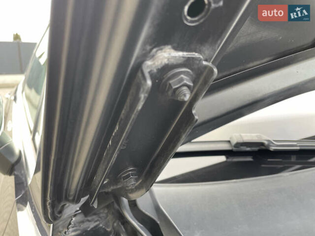 Чорний Фольксваген Пассат, об'ємом двигуна 2 л та пробігом 193 тис. км за 23500 $, фото 86 на Automoto.ua