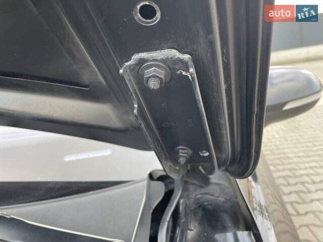 Чорний Фольксваген Пассат, об'ємом двигуна 2 л та пробігом 193 тис. км за 23500 $, фото 89 на Automoto.ua