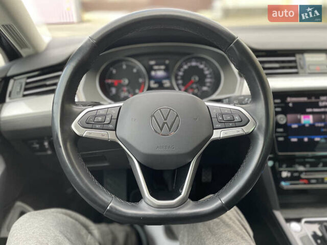 Чорний Фольксваген Пассат, об'ємом двигуна 2 л та пробігом 193 тис. км за 23500 $, фото 154 на Automoto.ua