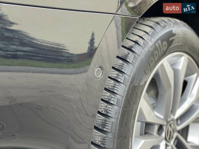 Чорний Фольксваген Пассат, об'ємом двигуна 2 л та пробігом 193 тис. км за 23500 $, фото 45 на Automoto.ua