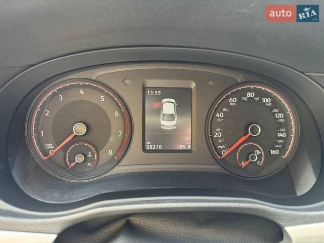 Чорний Фольксваген Пассат, об'ємом двигуна 2 л та пробігом 38 тис. км за 19800 $, фото 6 на Automoto.ua