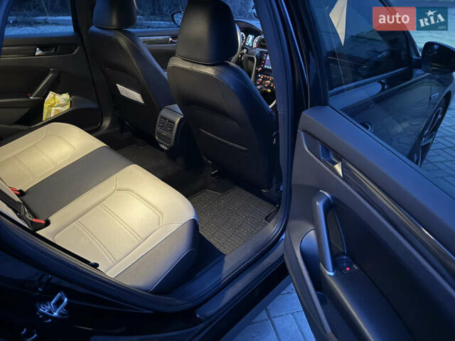 Черный Фольксваген Пассат, объемом двигателя 2 л и пробегом 52 тыс. км за 21499 $, фото 28 на Automoto.ua