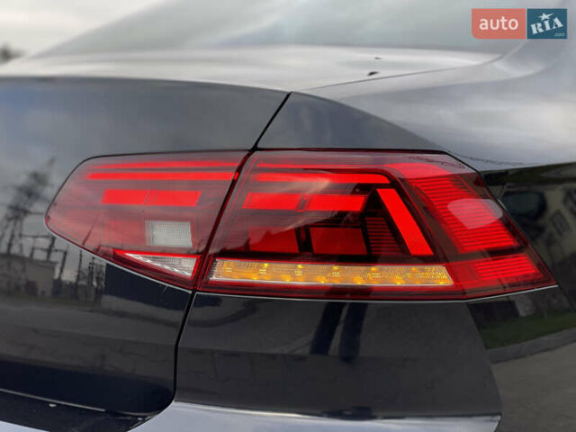 Чорний Фольксваген Пассат, об'ємом двигуна 2 л та пробігом 193 тис. км за 23500 $, фото 18 на Automoto.ua