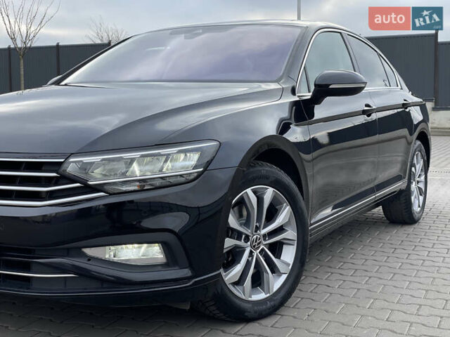 Чорний Фольксваген Пассат, об'ємом двигуна 2 л та пробігом 193 тис. км за 23500 $, фото 4 на Automoto.ua