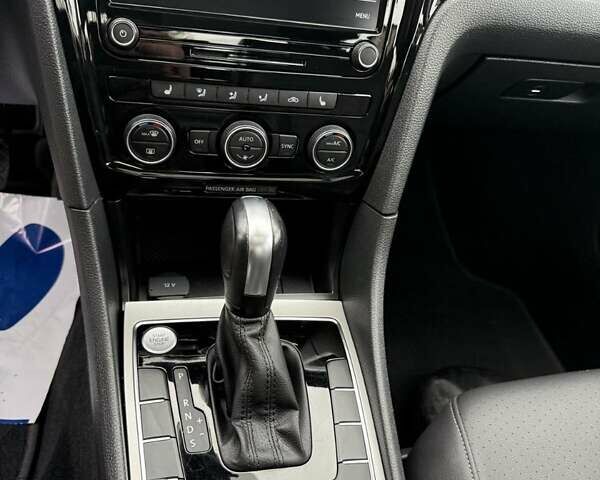 Чорний Фольксваген Пассат, об'ємом двигуна 1.98 л та пробігом 94 тис. км за 19000 $, фото 13 на Automoto.ua