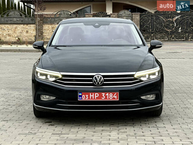 Черный Фольксваген Пассат, объемом двигателя 2 л и пробегом 199 тыс. км за 23990 $, фото 2 на Automoto.ua