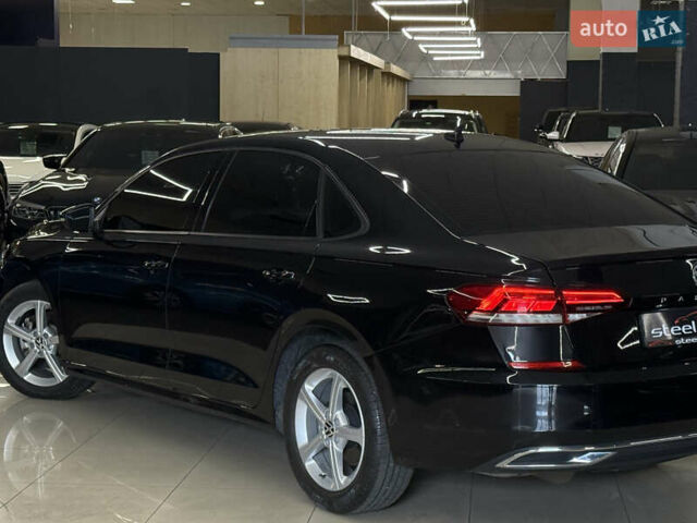 Фольксваген Пассат 2021 в Николаеве на Automoto.ua Черный Фольксваген Пассат, объемом двигателя 1.98 л и пробегом 35 тыс. км за 18599 $, фото 9 на Automoto.ua