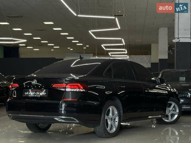 Фольксваген Пассат 2021 в Николаеве на Automoto.ua Черный Фольксваген Пассат, объемом двигателя 1.98 л и пробегом 35 тыс. км за 18599 $, фото 12 на Automoto.ua