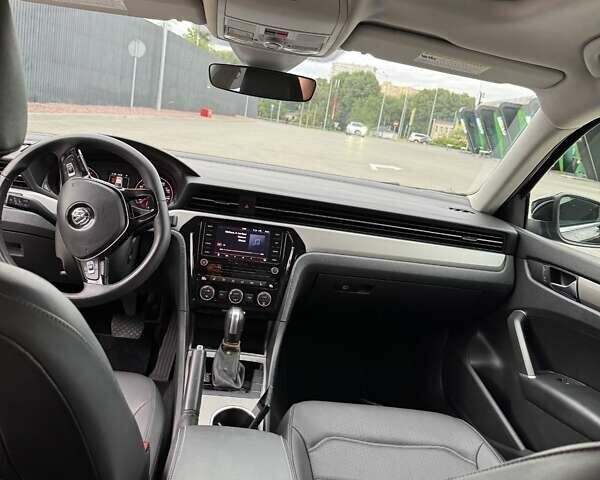 Черный Фольксваген Пассат, объемом двигателя 1.98 л и пробегом 158 тыс. км за 18200 $, фото 1 на Automoto.ua