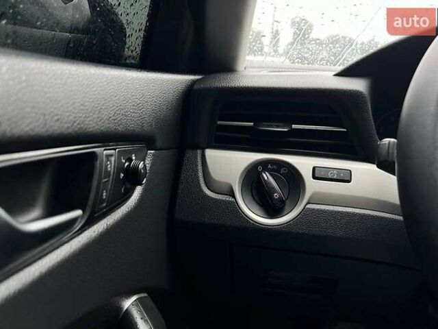 Черный Фольксваген Пассат, объемом двигателя 1.98 л и пробегом 29 тыс. км за 18900 $, фото 10 на Automoto.ua