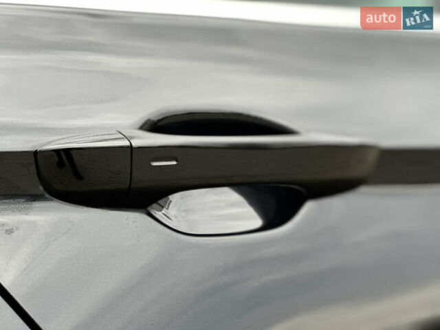 Черный Фольксваген Пассат, объемом двигателя 2 л и пробегом 199 тыс. км за 23990 $, фото 30 на Automoto.ua