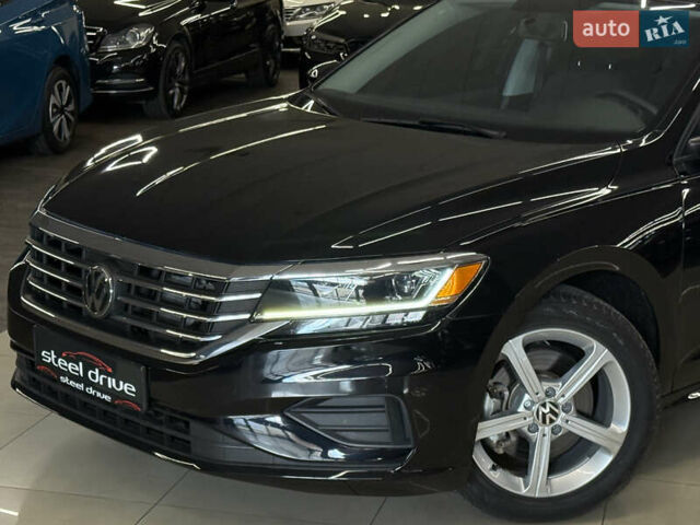 Фольксваген Пассат 2021 в Николаеве на Automoto.ua Черный Фольксваген Пассат, объемом двигателя 1.98 л и пробегом 35 тыс. км за 18599 $, фото 5 на Automoto.ua