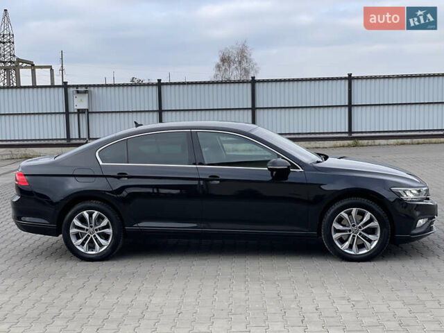 Чорний Фольксваген Пассат, об'ємом двигуна 2 л та пробігом 193 тис. км за 23500 $, фото 53 на Automoto.ua