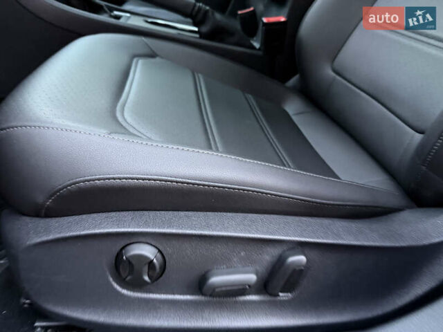 Черный Фольксваген Пассат, объемом двигателя 2 л и пробегом 39 тыс. км за 17499 $, фото 15 на Automoto.ua