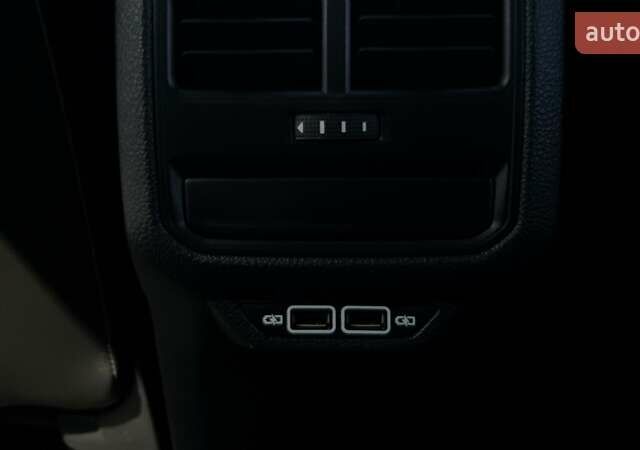 Чорний Фольксваген Пассат, об'ємом двигуна 2 л та пробігом 76 тис. км за 19499 $, фото 41 на Automoto.ua