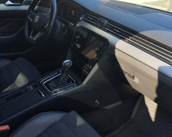 Фольксваген Пассат 2021 у Черкасах на Automoto.ua Чорний Фольксваген Пассат, об'ємом двигуна 2 л та пробігом 67 тис. км за 28500 $, фото 28 на Automoto.ua