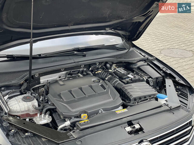 Чорний Фольксваген Пассат, об'ємом двигуна 2 л та пробігом 193 тис. км за 23500 $, фото 90 на Automoto.ua