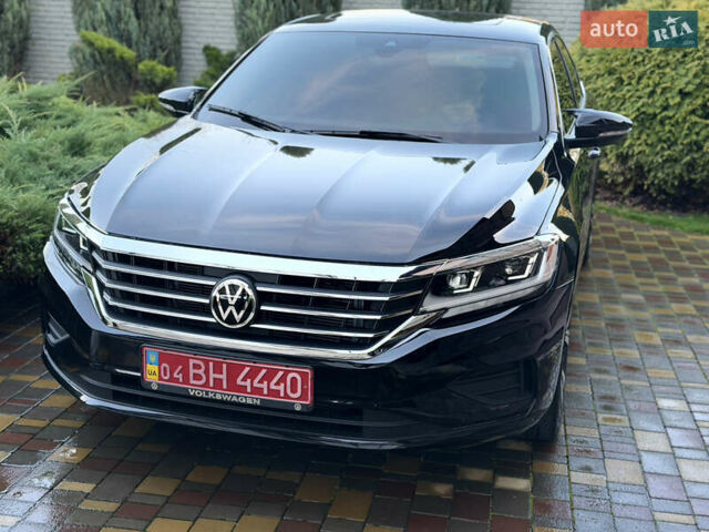 Черный Фольксваген Пассат, объемом двигателя 2 л и пробегом 39 тыс. км за 17499 $, фото 2 на Automoto.ua
