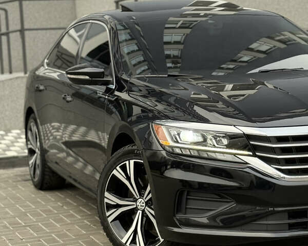 Черный Фольксваген Пассат, объемом двигателя 2 л и пробегом 158 тыс. км за 17900 $, фото 10 на Automoto.ua