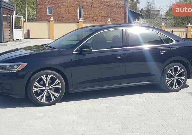 Чорний Фольксваген Пассат, об'ємом двигуна 2 л та пробігом 76 тис. км за 19499 $, фото 5 на Automoto.ua